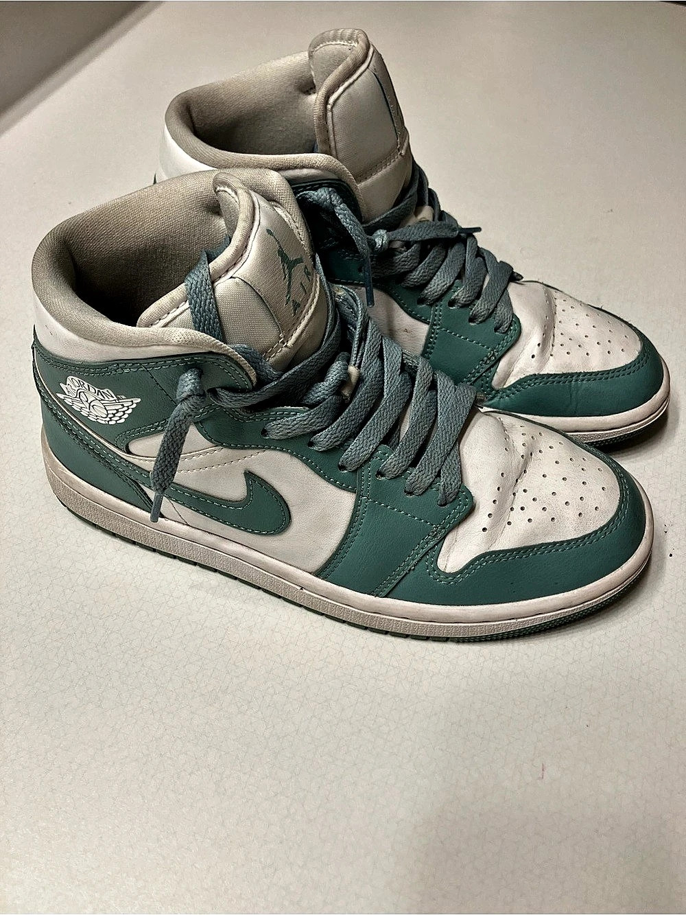 Jordan Air Jordan 1 High-Top Sneakers Green & White US 7.5
